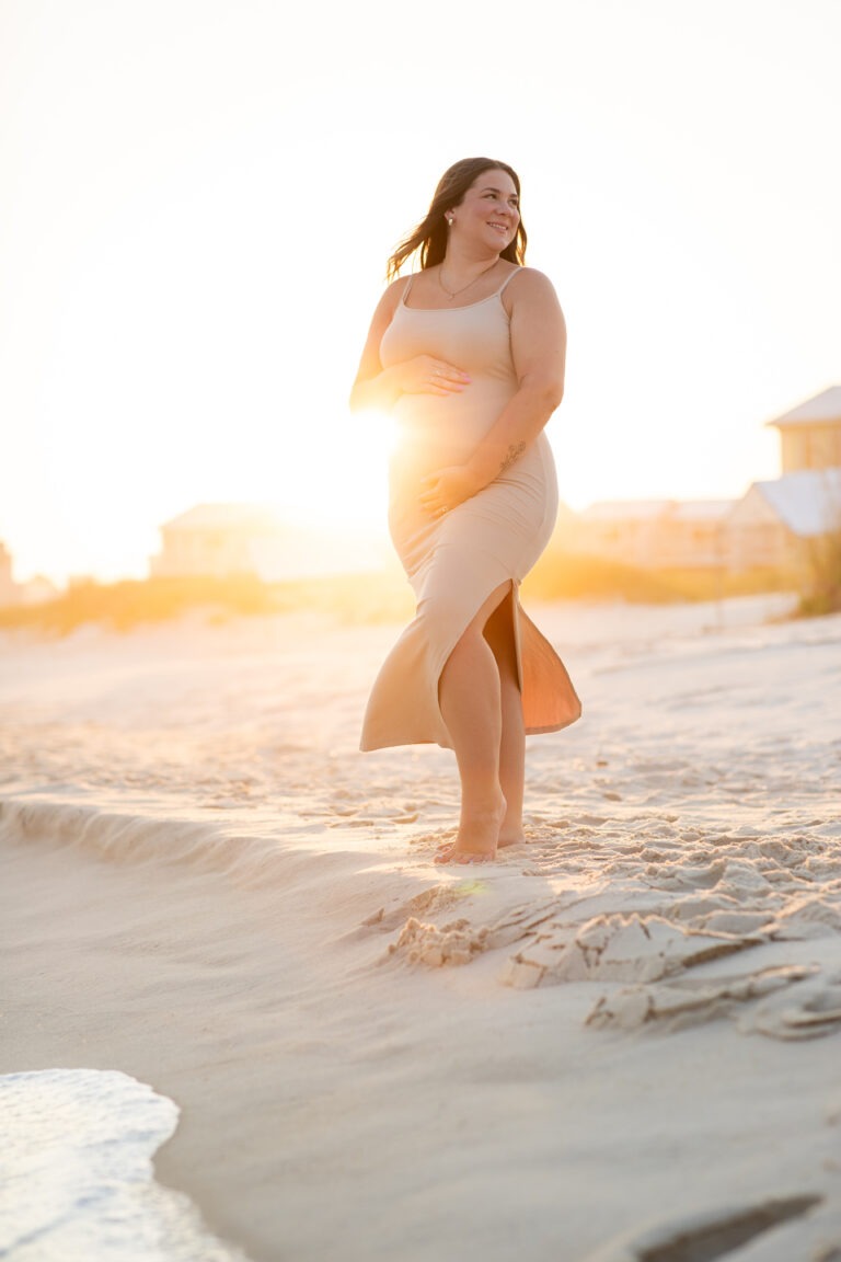 Colors To Avoid Wearing For Your Beach Pictures